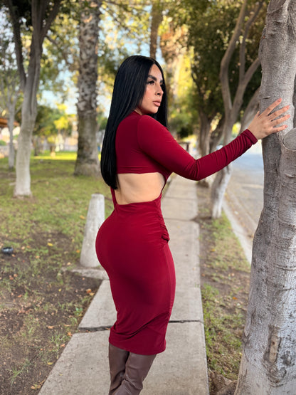 Vestido con botón dorado